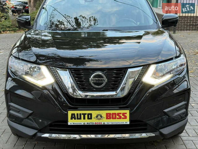 Черный Ниссан Rogue, объемом двигателя 2.49 л и пробегом 143 тыс. км за 17499 $, фото 12 на Automoto.ua