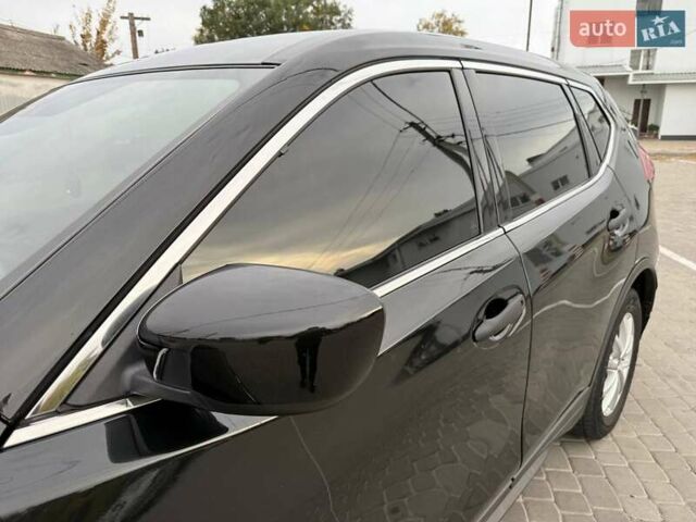 Черный Ниссан Rogue, объемом двигателя 2.49 л и пробегом 129 тыс. км за 13700 $, фото 18 на Automoto.ua