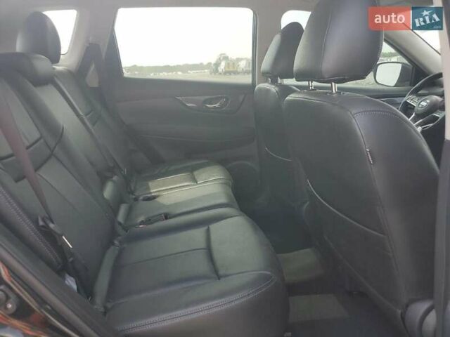 Чорний Ніссан Rogue, об'ємом двигуна 2.49 л та пробігом 95 тис. км за 2000 $, фото 10 на Automoto.ua