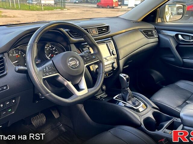 Черный Ниссан Rogue, объемом двигателя 2.5 л и пробегом 96 тыс. км за 16800 $, фото 6 на Automoto.ua