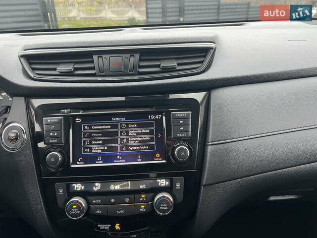 Черный Ниссан Rogue, объемом двигателя 2.5 л и пробегом 92 тыс. км за 16200 $, фото 38 на Automoto.ua