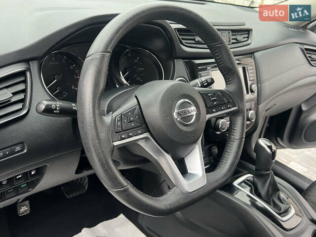 Черный Ниссан Rogue, объемом двигателя 2.5 л и пробегом 92 тыс. км за 16200 $, фото 36 на Automoto.ua