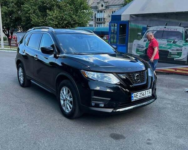 Ниссан Rogue 2019 в Львове на Automoto.ua Черный Ниссан Rogue, объемом двигателя 2.49 л и пробегом 51 тыс. км за 16400 $, фото 2 на Automoto.ua