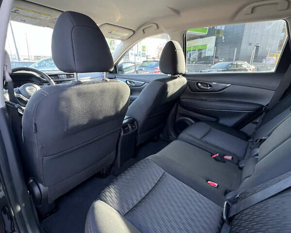 Чорний Ніссан Rogue, об'ємом двигуна 2.49 л та пробігом 57 тис. км за 16000 $, фото 23 на Automoto.ua