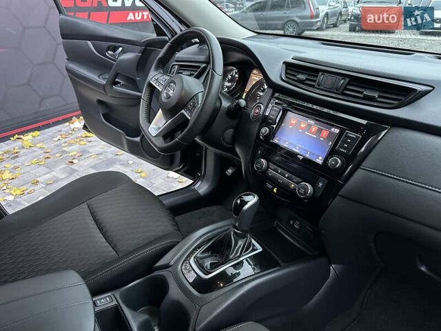 Черный Ниссан Rogue, объемом двигателя 2.49 л и пробегом 139 тыс. км за 17900 $, фото 26 на Automoto.ua