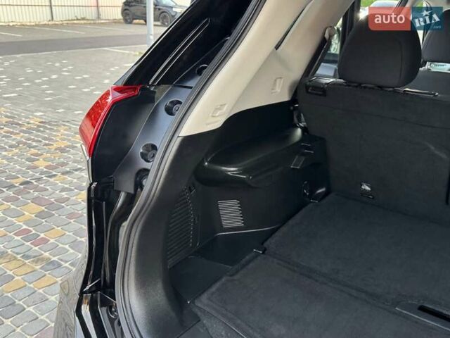 Черный Ниссан Rogue, объемом двигателя 2.5 л и пробегом 188 тыс. км за 15999 $, фото 69 на Automoto.ua