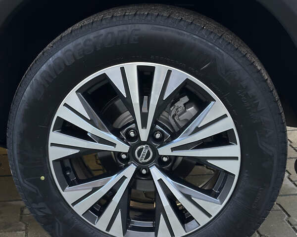 Ниссан Rogue 2020 в Горохов на Automoto.ua Черный Ниссан Rogue, объемом двигателя 2.5 л и пробегом 680 тыс. км за 22000 $, фото 5 на Automoto.ua