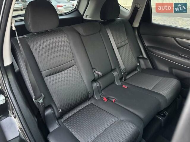 Чорний Ніссан Rogue, об'ємом двигуна 2.5 л та пробігом 188 тис. км за 15999 $, фото 22 на Automoto.ua