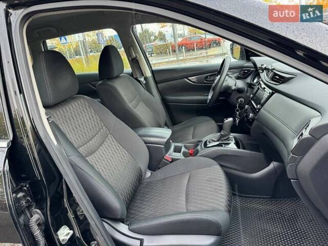 Черный Ниссан Rogue, объемом двигателя 2.49 л и пробегом 109 тыс. км за 16490 $, фото 24 на Automoto.ua