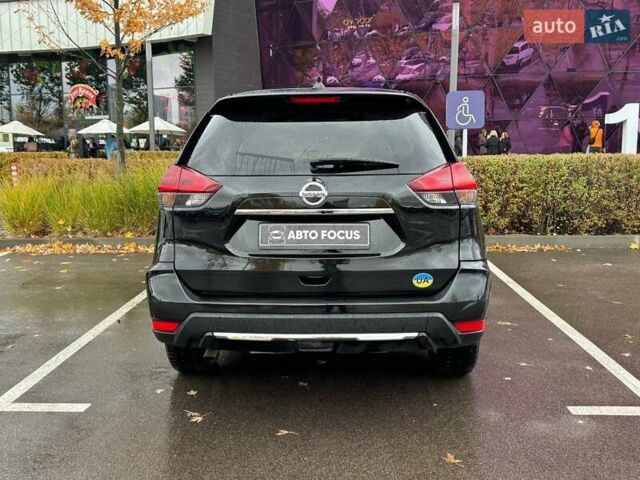 Черный Ниссан Rogue, объемом двигателя 2.49 л и пробегом 109 тыс. км за 16490 $, фото 6 на Automoto.ua