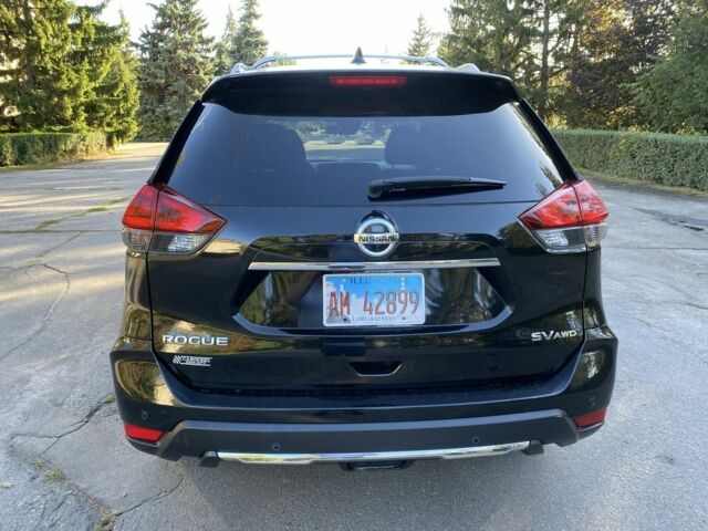 Черный Ниссан Rogue, объемом двигателя 2.5 л и пробегом 184 тыс. км за 12999 $, фото 5 на Automoto.ua