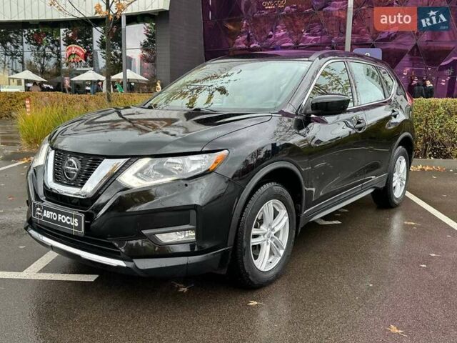 Черный Ниссан Rogue, объемом двигателя 2.49 л и пробегом 109 тыс. км за 16490 $, фото 3 на Automoto.ua