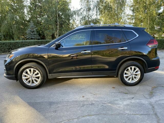 Черный Ниссан Rogue, объемом двигателя 2.5 л и пробегом 184 тыс. км за 12999 $, фото 2 на Automoto.ua