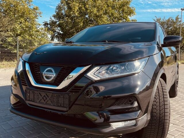 Черный Ниссан Rogue, объемом двигателя 2 л и пробегом 72 тыс. км за 15199 $, фото 3 на Automoto.ua