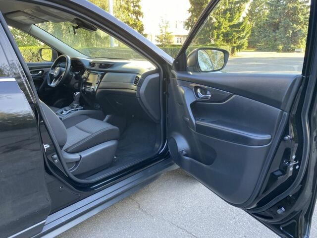 Черный Ниссан Rogue, объемом двигателя 2.5 л и пробегом 184 тыс. км за 12999 $, фото 21 на Automoto.ua