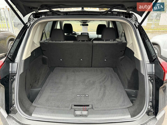 Черный Ниссан Rogue, объемом двигателя 2.49 л и пробегом 81 тыс. км за 19900 $, фото 29 на Automoto.ua