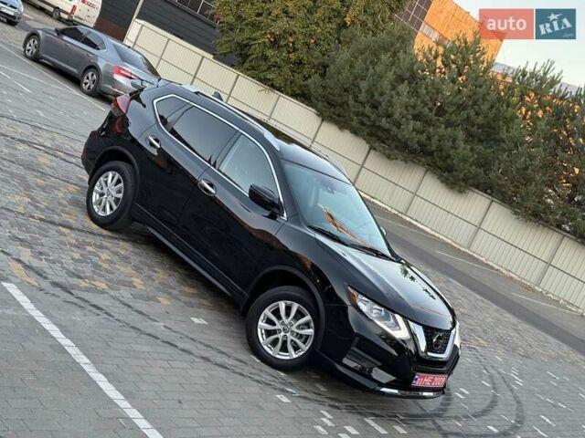 Черный Ниссан Rogue, объемом двигателя 2.5 л и пробегом 188 тыс. км за 15999 $, фото 12 на Automoto.ua