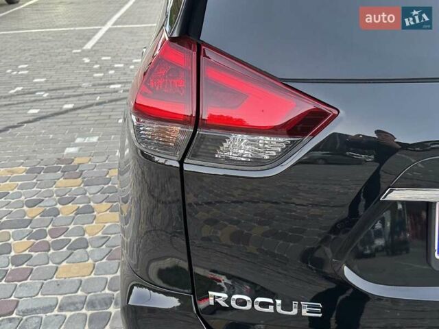 Черный Ниссан Rogue, объемом двигателя 2.5 л и пробегом 188 тыс. км за 15999 $, фото 58 на Automoto.ua