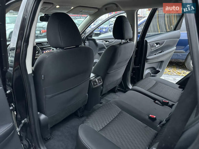 Черный Ниссан Rogue, объемом двигателя 2.49 л и пробегом 139 тыс. км за 17900 $, фото 21 на Automoto.ua