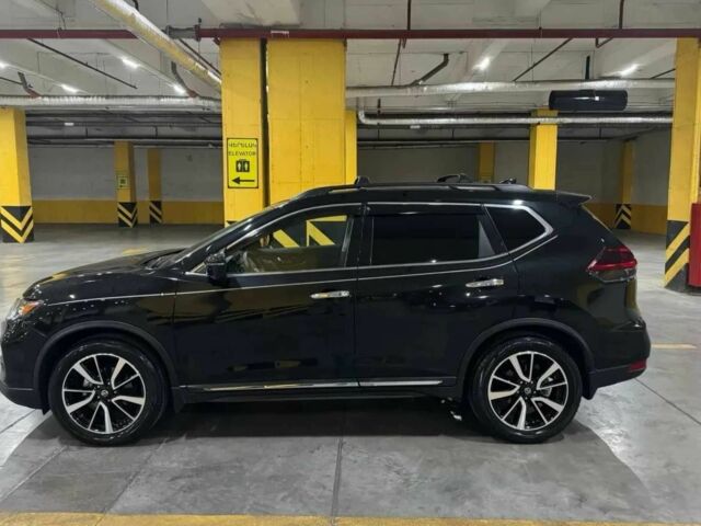 Ніссан Rogue 2020 у Києві на Automoto.ua Чорний Ніссан Rogue, об'ємом двигуна 2.5 л та пробігом 70 тис. км за 13500 $, фото 1 на Automoto.ua