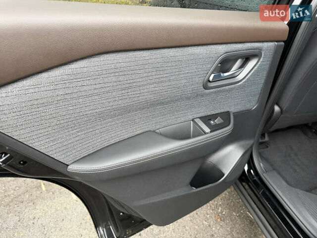 Черный Ниссан Rogue, объемом двигателя 2.49 л и пробегом 81 тыс. км за 19900 $, фото 23 на Automoto.ua