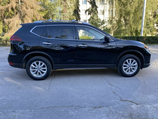 Черный Ниссан Rogue, объемом двигателя 2.5 л и пробегом 184 тыс. км за 12999 $, фото 7 на Automoto.ua