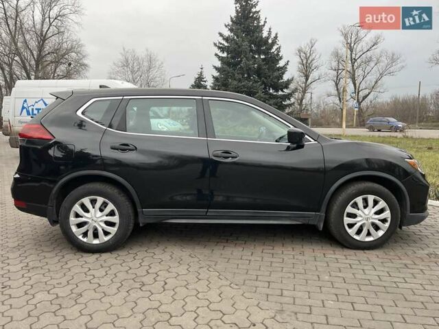 Чорний Ніссан Rogue, об'ємом двигуна 2.49 л та пробігом 141 тис. км за 14400 $, фото 2 на Automoto.ua