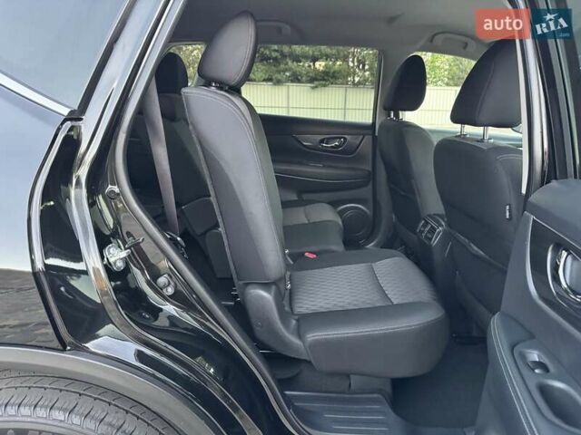 Черный Ниссан Rogue, объемом двигателя 2.5 л и пробегом 188 тыс. км за 15999 $, фото 42 на Automoto.ua