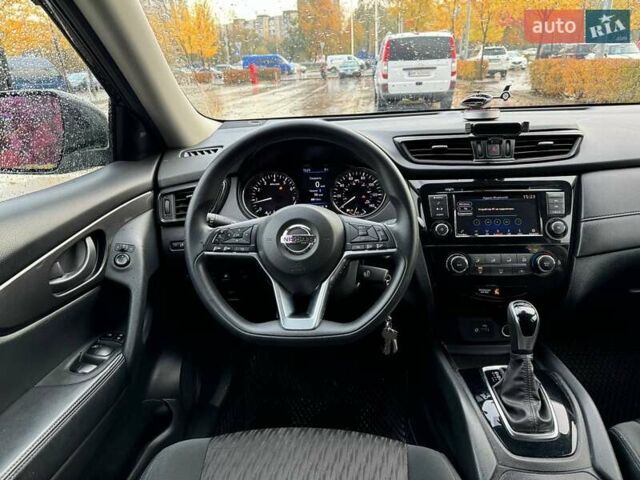 Черный Ниссан Rogue, объемом двигателя 2.49 л и пробегом 109 тыс. км за 16490 $, фото 19 на Automoto.ua