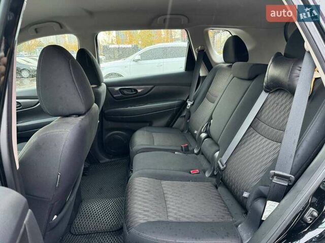 Черный Ниссан Rogue, объемом двигателя 2.49 л и пробегом 109 тыс. км за 16490 $, фото 22 на Automoto.ua