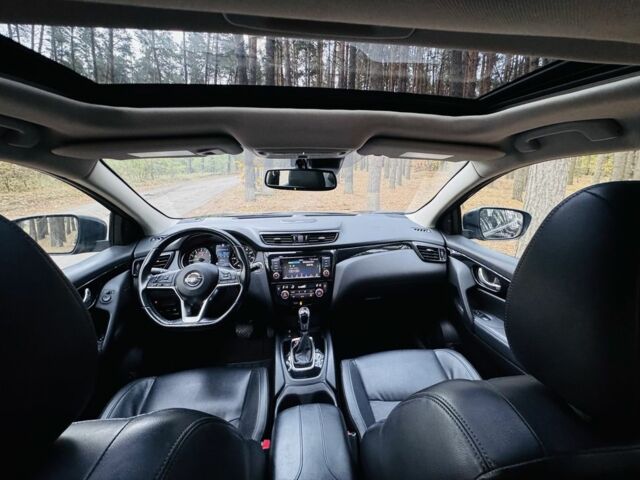 Черный Ниссан Rogue, объемом двигателя 2 л и пробегом 89 тыс. км за 18800 $, фото 8 на Automoto.ua