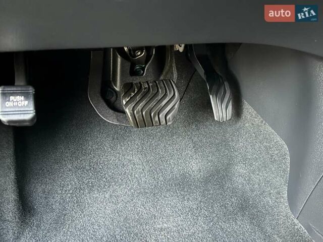 Черный Ниссан Rogue, объемом двигателя 2.5 л и пробегом 188 тыс. км за 15999 $, фото 46 на Automoto.ua