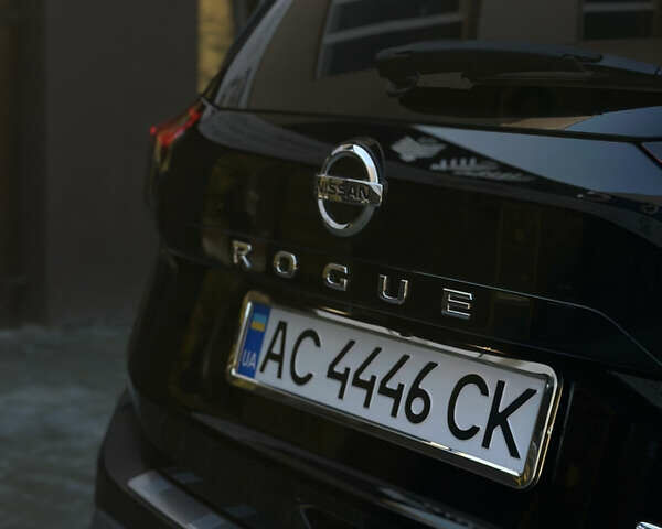 Ниссан Rogue 2020 в Горохов на Automoto.ua Черный Ниссан Rogue, объемом двигателя 2.5 л и пробегом 680 тыс. км за 22000 $, фото 10 на Automoto.ua