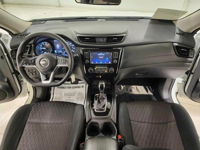 Черный Ниссан Rogue, объемом двигателя 2.5 л и пробегом 63 тыс. км за 14000 $, фото 18 на Automoto.ua