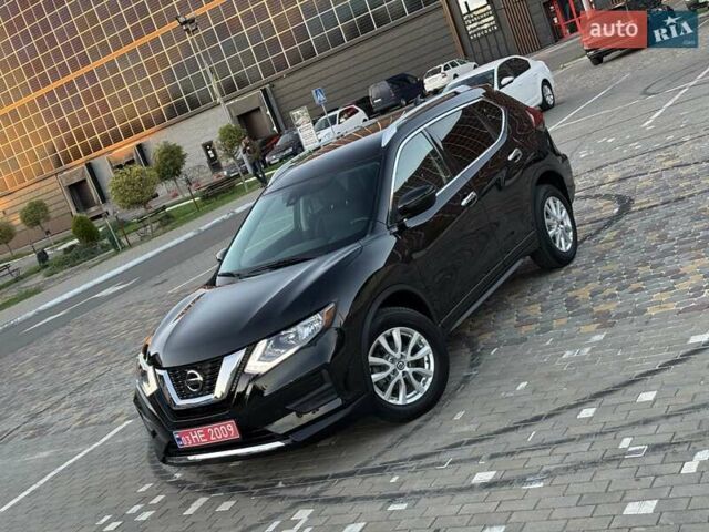 Черный Ниссан Rogue, объемом двигателя 2.5 л и пробегом 188 тыс. км за 15999 $, фото 1 на Automoto.ua
