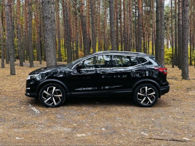 Черный Ниссан Rogue, объемом двигателя 2 л и пробегом 89 тыс. км за 18800 $, фото 4 на Automoto.ua