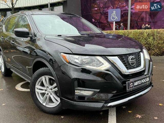 Черный Ниссан Rogue, объемом двигателя 2.49 л и пробегом 109 тыс. км за 16490 $, фото 1 на Automoto.ua