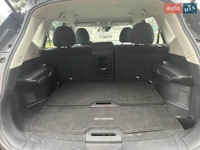 Чорний Ніссан Rogue, об'ємом двигуна 2.49 л та пробігом 141 тис. км за 14400 $, фото 15 на Automoto.ua