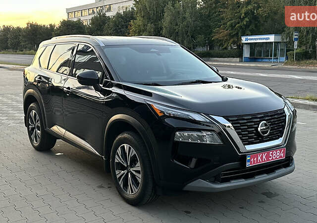 Черный Ниссан Rogue, объемом двигателя 2.49 л и пробегом 28 тыс. км за 24900 $, фото 5 на Automoto.ua