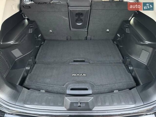Черный Ниссан Rogue, объемом двигателя 2.5 л и пробегом 188 тыс. км за 15999 $, фото 71 на Automoto.ua