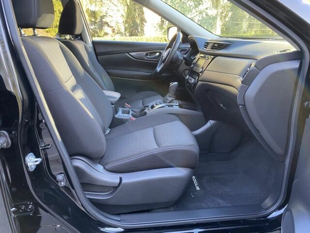 Черный Ниссан Rogue, объемом двигателя 2.5 л и пробегом 184 тыс. км за 12999 $, фото 22 на Automoto.ua