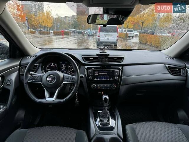 Черный Ниссан Rogue, объемом двигателя 2.49 л и пробегом 109 тыс. км за 16490 $, фото 20 на Automoto.ua