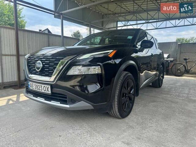 Черный Ниссан Rogue, объемом двигателя 2.49 л и пробегом 100 тыс. км за 22700 $, фото 1 на Automoto.ua