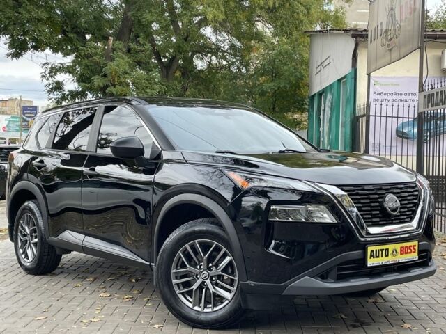 Черный Ниссан Rogue, объемом двигателя 2.5 л и пробегом 121 тыс. км за 19500 $, фото 4 на Automoto.ua