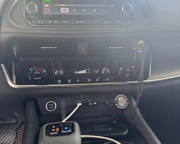 Черный Ниссан Rogue, объемом двигателя 2.49 л и пробегом 100 тыс. км за 22700 $, фото 8 на Automoto.ua