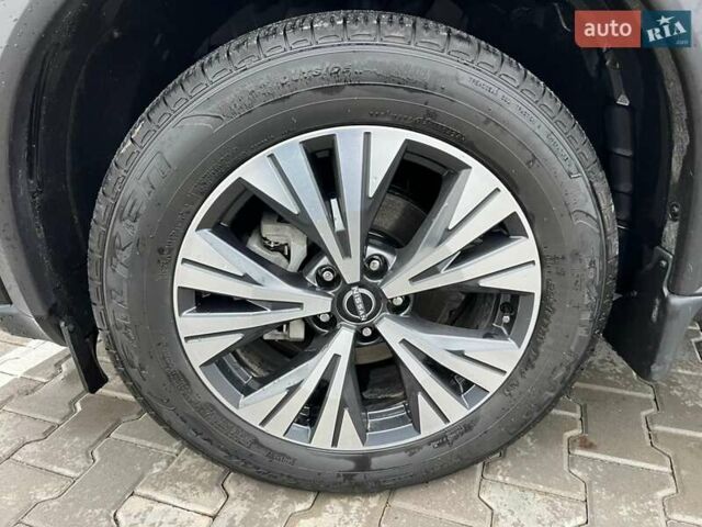 Черный Ниссан Rogue, объемом двигателя 2.49 л и пробегом 112 тыс. км за 20500 $, фото 15 на Automoto.ua