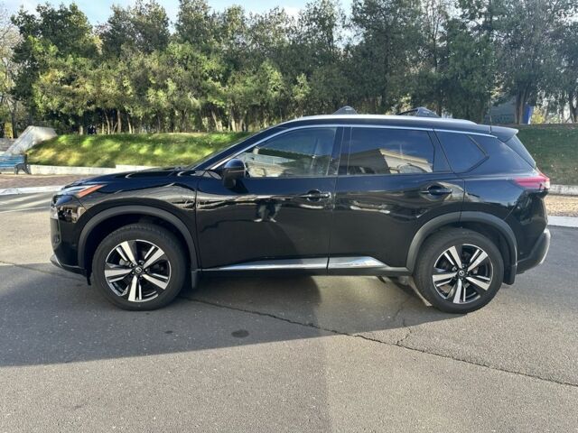 Черный Ниссан Rogue, объемом двигателя 2.5 л и пробегом 79 тыс. км за 25555 $, фото 3 на Automoto.ua