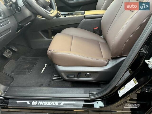 Чорний Ніссан Rogue, об'ємом двигуна 2.49 л та пробігом 63 тис. км за 21800 $, фото 24 на Automoto.ua