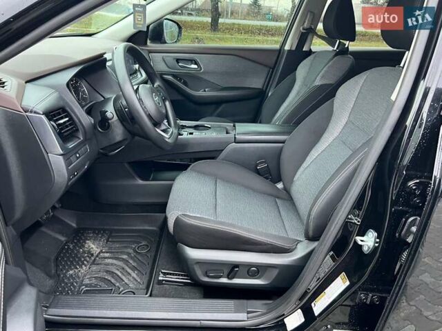 Черный Ниссан Rogue, объемом двигателя 2.49 л и пробегом 112 тыс. км за 20500 $, фото 19 на Automoto.ua