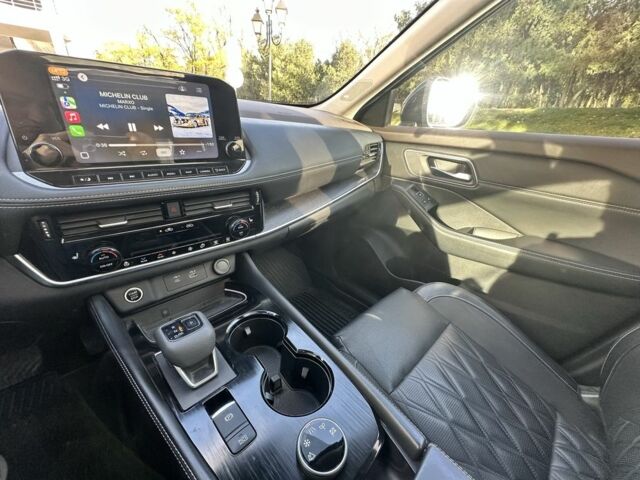 Черный Ниссан Rogue, объемом двигателя 2.5 л и пробегом 79 тыс. км за 25555 $, фото 22 на Automoto.ua